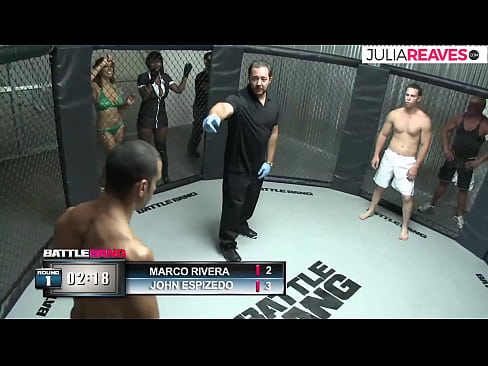 ❤️ I-Ultimate Fighter ijola intombazane enenombolo ngemva nje kokulwa eringini kithi ﹏